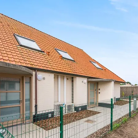 Cosy Living W Parking, Athletic Field, Playground, Bike Storage شقة