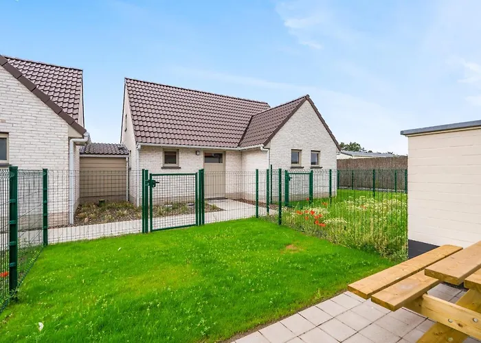 Apartment Cosy Living W Parking, Athletic Field, Playground, Bike Storage *