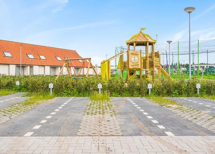 Cosy Living W Parking, Athletic Field, Playground, Bike Storage *