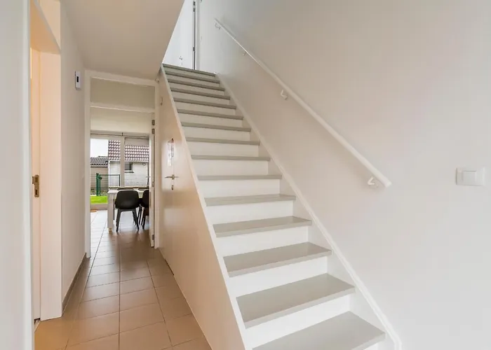 Apartment Cosy Living W Parking, Athletic Field, Playground, Bike Storage Koksijde